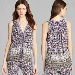NWOT V-NECK INDIAN PRINTED TOP IN AUBERGINE